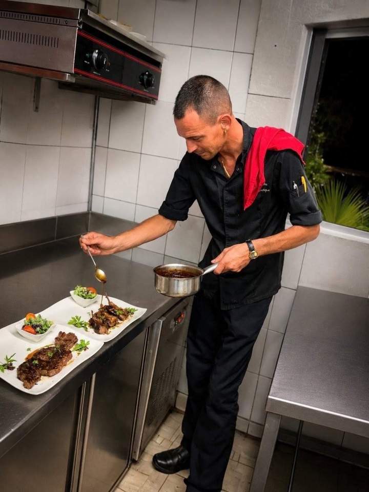 Préparation en cuisine Le Lamentin